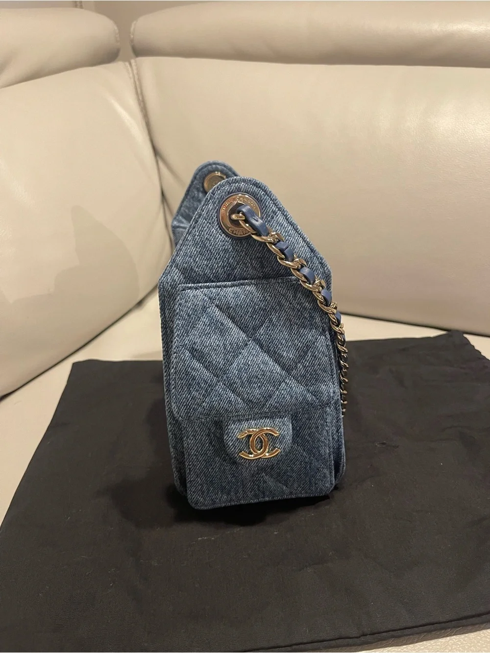 CHANEL mini 25